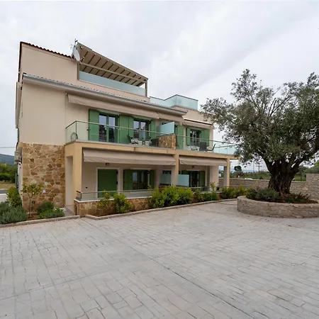 Deluxe 7, With Rooftop Terrace And Breathtaking Views